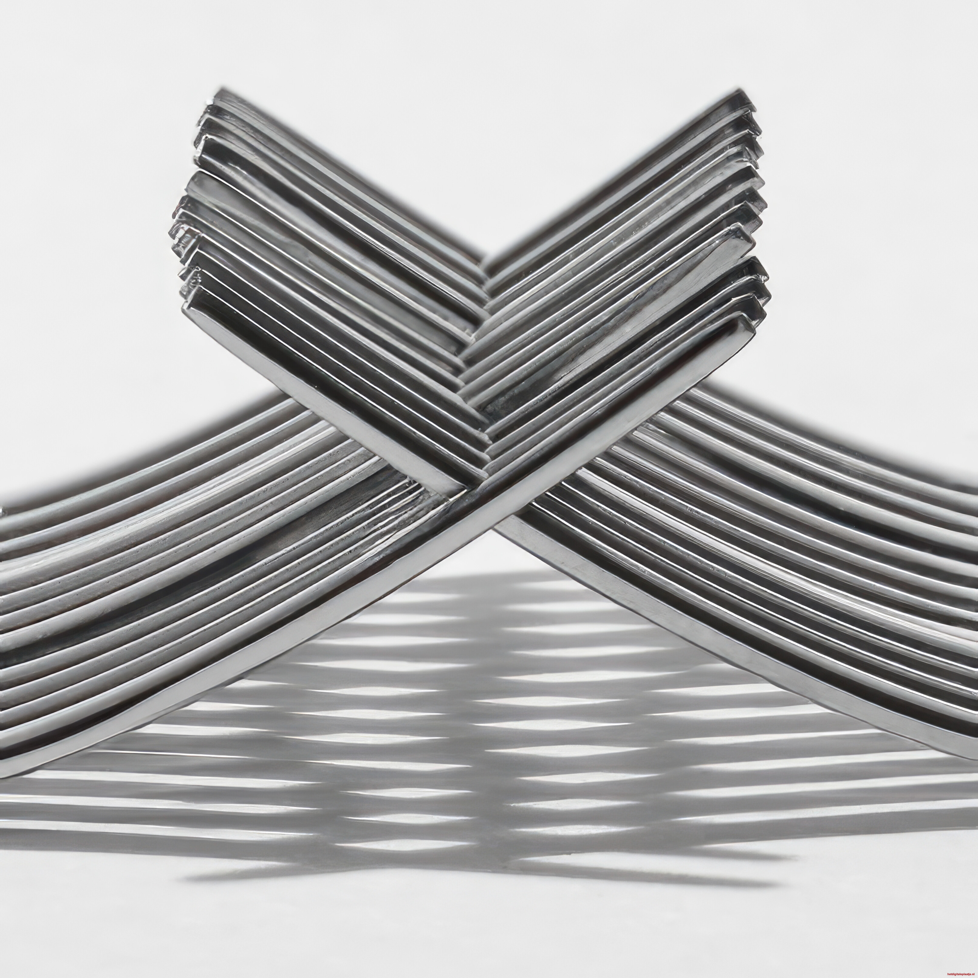 Crossed Forks